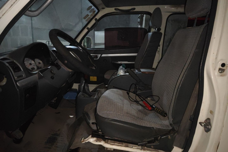 金龙 金威 2018款 2.0L商务系列4G20局部细节19