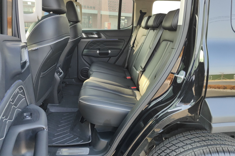 坦克300 2021款 越野版 2.0T 征服者中控内饰7003