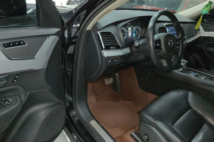 沃尔沃XC90 2015款 T6 智逸版 7座中控内饰7003