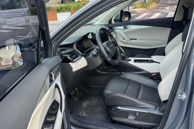 领克06 EM-P 2020款 PHEV Plus车身外观6011