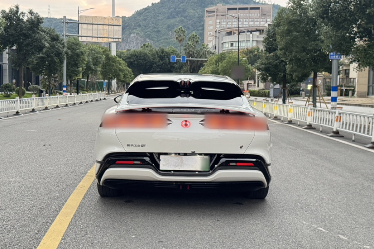 腾势Z9GT 2024款 1100四驱Max版车身外观6006