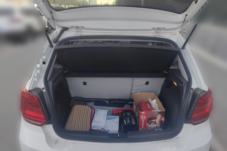 大众 Polo 2016款 1.4L 自动风尚型局部细节23