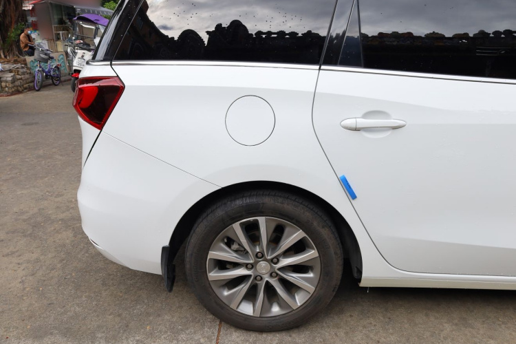 别克GL6 2021款 323T 轻混动互联豪华型局部细节9007