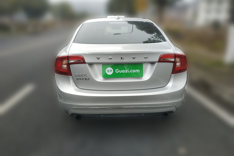 沃尔沃S60 2014款 S60L 2.0T 智远版车身外观6