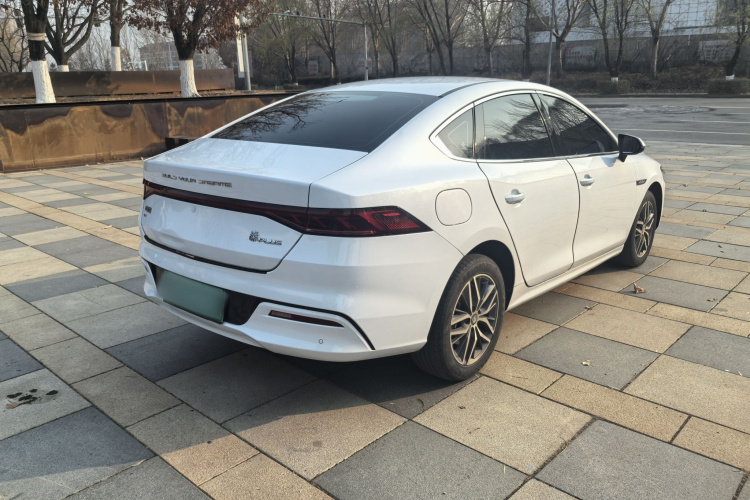 比亚迪 秦PLUS 2023款 冠军版 EV 420KM领先型车身外观6005