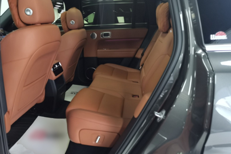 理想汽车 理想L6 2024款 Pro中控内饰21