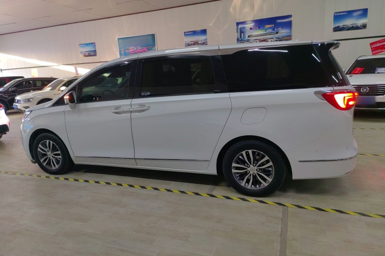 别克GL8 2018款 ES 28T 旗舰型 国VI车身外观4