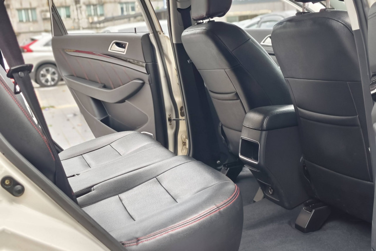 猎豹汽车 猎豹CS10 2016款 2.0T 自动领先型中控内饰7006