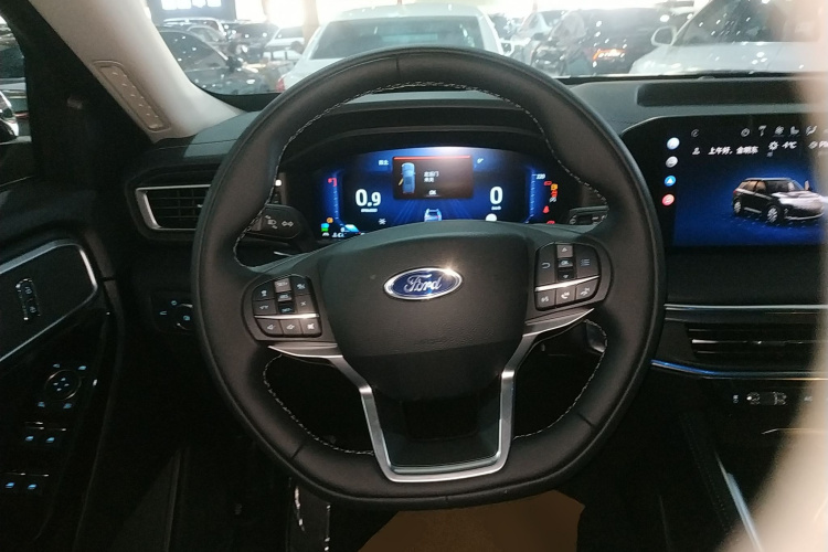 福特 探险者 2025款 2.3T EcoBoost 四驱穿越版 5座局部细节13