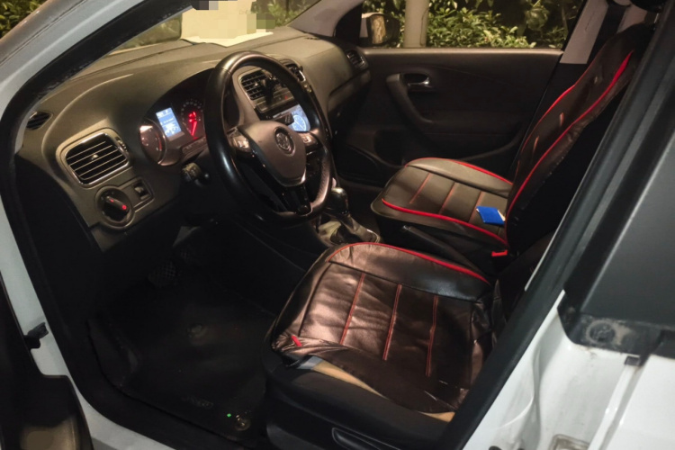 大众 Polo 2016款 1.6L 自动舒适型中控内饰19