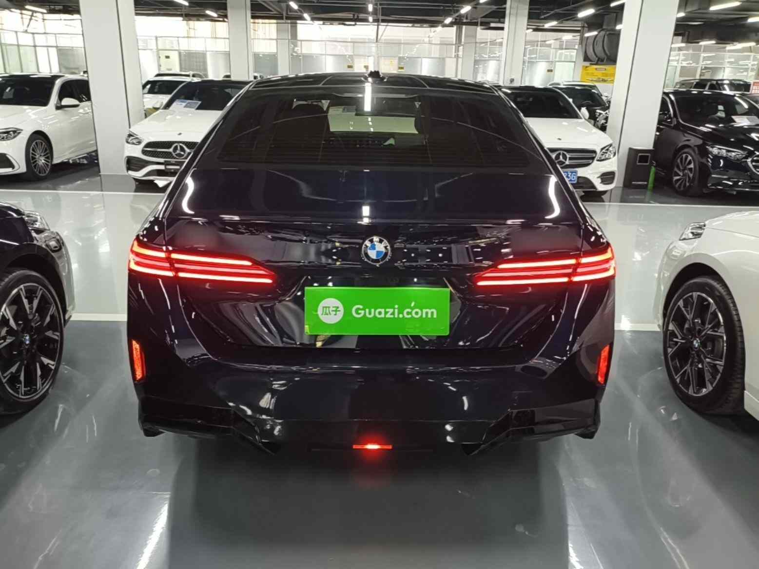 宝马5系 2026款 530Li 领先型 M运动套装(4)