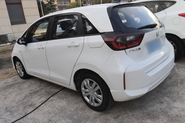 本田 飞度 2021款 1.5L CVT潮启版车身外观4