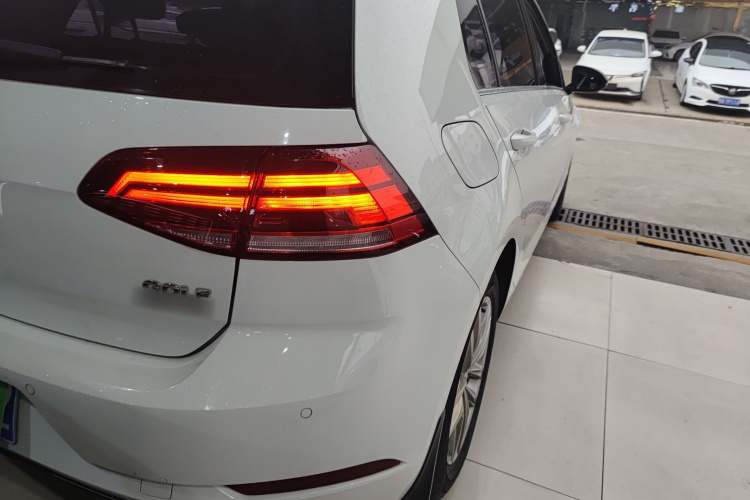 大众 高尔夫 2019款 280TSI DSG舒适型 国V车身外观6006