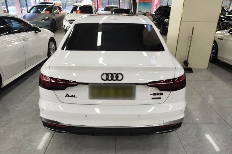 奥迪A4L 2022款 40 TFSI 时尚动感型车身外观6