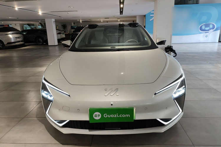 智己汽车 智己L7 2022款 Dynamic车身外观2