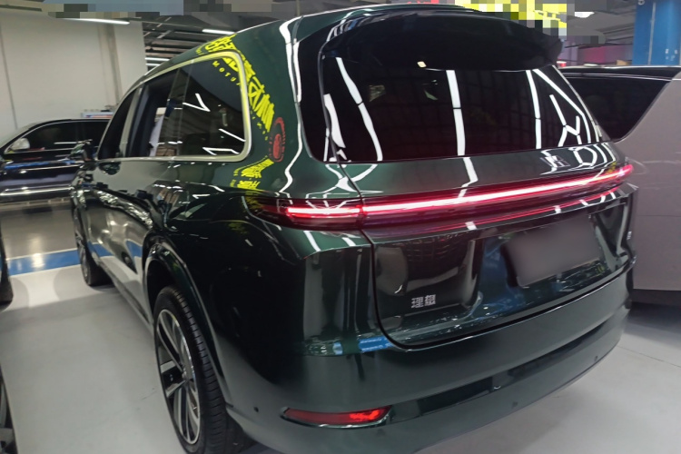理想汽车 理想L9 2024款 Ultra车身外观4