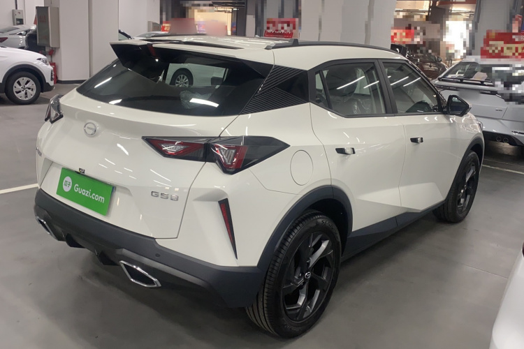 广汽传祺 传祺GS3 2023款 影速 270T 劲享版车身外观6003