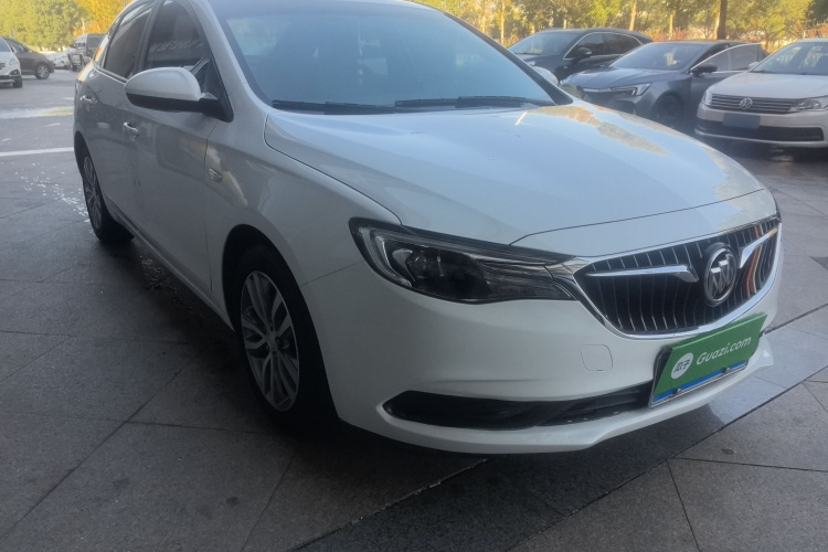 别克 英朗 2021款 1.3T 自动轻混动精英型车身外观3