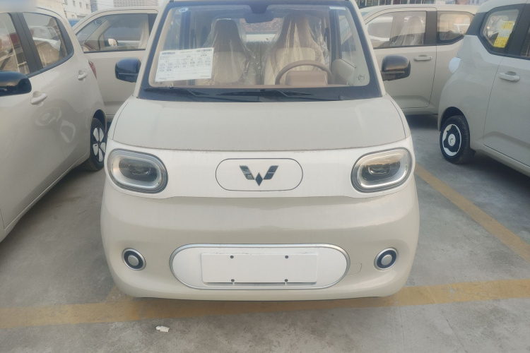 五菱汽车 宏光MINIEV 2024款 第三代 215km 青春版车身外观2