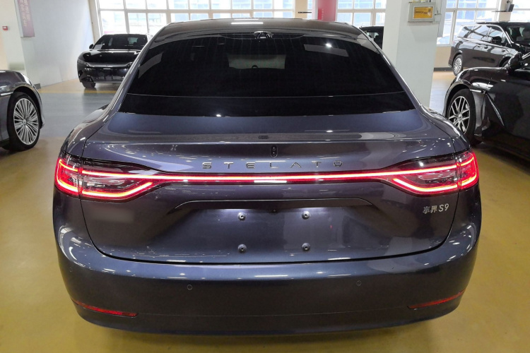 鸿蒙智行 享界S9 2025款 增程 Ultra车身外观6