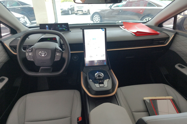 丰田bZ3 2024款 517km 精英PRO中控内饰12