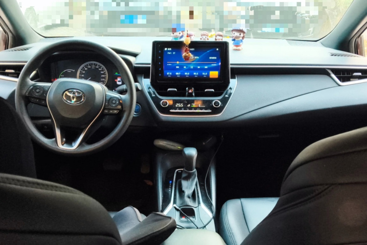 丰田 雷凌 2019款 双擎 1.8H E-CVT运动版 国VI中控内饰12