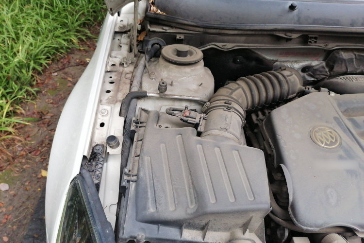 别克 君威 2015款 GS 2.0T 豪情运动版局部细节9006