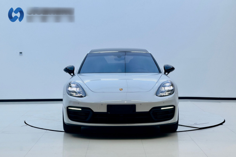 保时捷 2023款 改款 Panamera 4 行政加长铂金版 2.9T车身外观6001