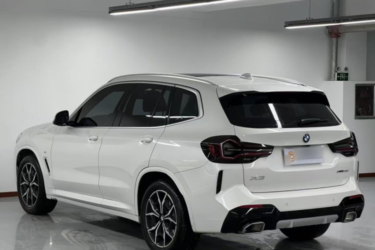 宝马X3 2022款 改款 xDrive25i M运动套装车身外观6003