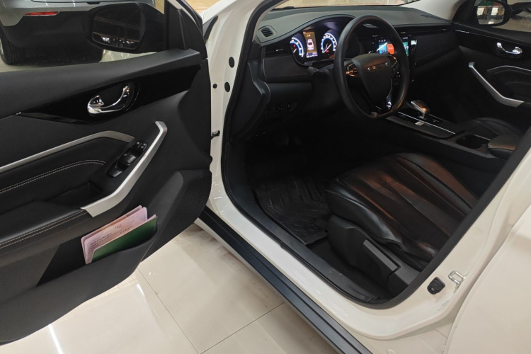 启辰D60EV 2023款 PLUS 舒适版SI型中控内饰20