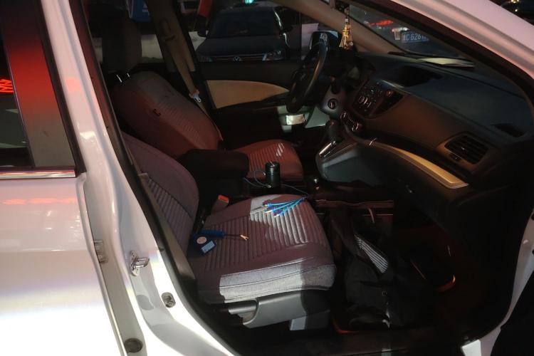 本田CR-V 2016款 2.0L 两驱经典版局部细节41