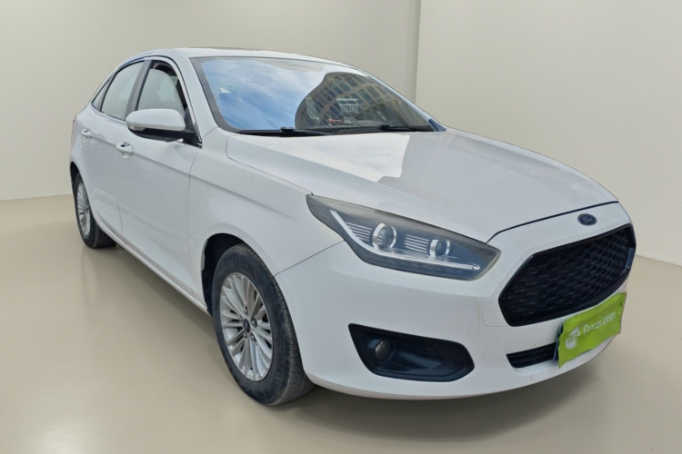 福特 福睿斯 2015款 1.5L 自动舒适型车身外观3