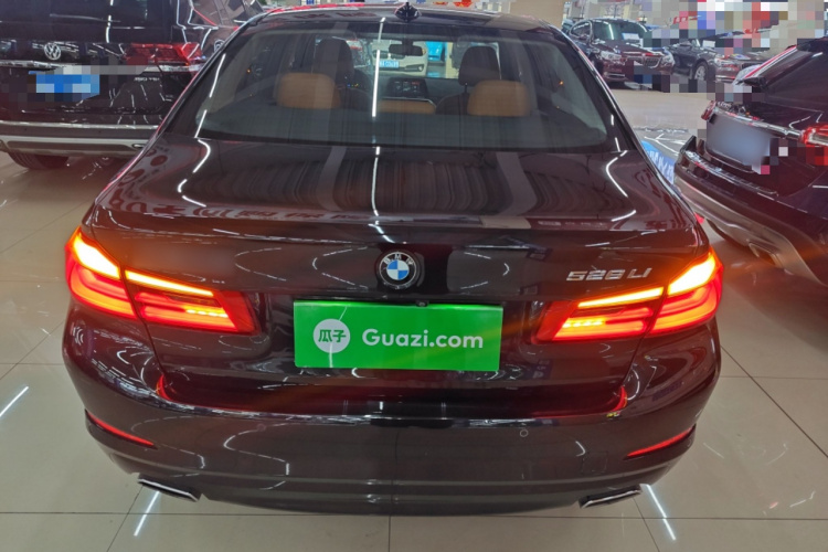 宝马5系 2018款 528Li 上市特别版车身外观6005