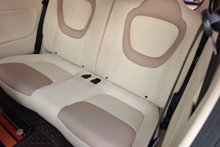 五菱汽车 宏光MINIEV 2024款 第三代 215km 进阶版中控内饰21