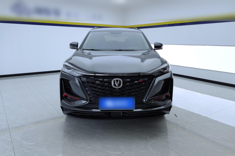 长安CS75 PLUS 2022款 1.5T 自动豪华型车身外观2