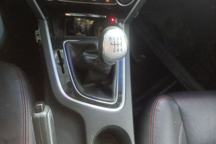 猎豹汽车 猎豹CS10 2017款 2.0T 手动卓越型局部细节18