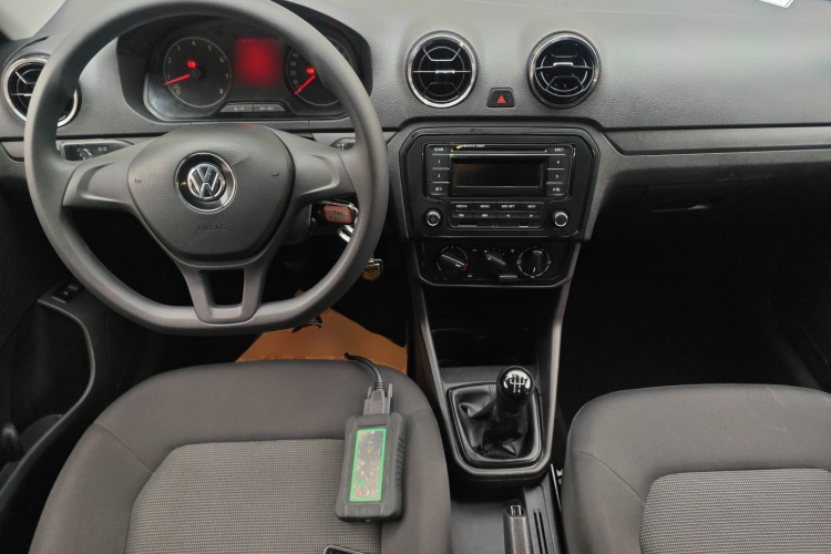 大众 捷达 2017款 1.4L 手动时尚型中控内饰12