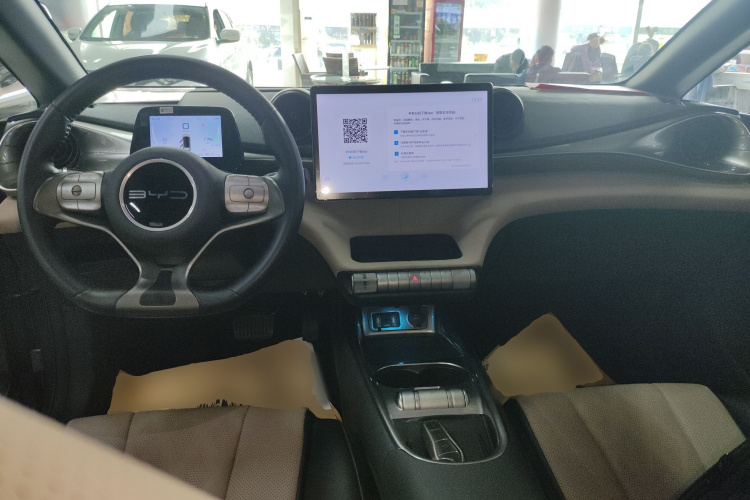 比亚迪 海豚 2023款 420km 时尚版中控内饰12