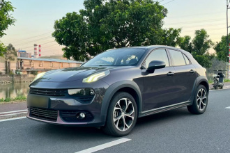 领克02 2020款 1.5T DCT两驱耀版