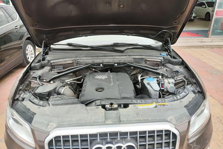 奥迪Q5 2013款 40 TFSI 舒适型局部细节24