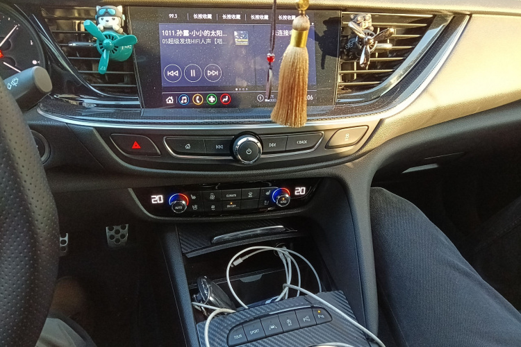别克 君威 2020款 GS 28T 尊贵型局部细节16