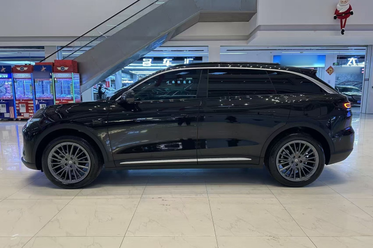 零跑汽车 零跑C11 2024款 增程 300尊享版车身外观4