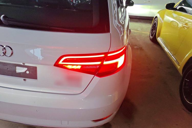 奥迪A3 2018款 30周年年型 Sportback 40 TFSI 风尚型车身外观6006