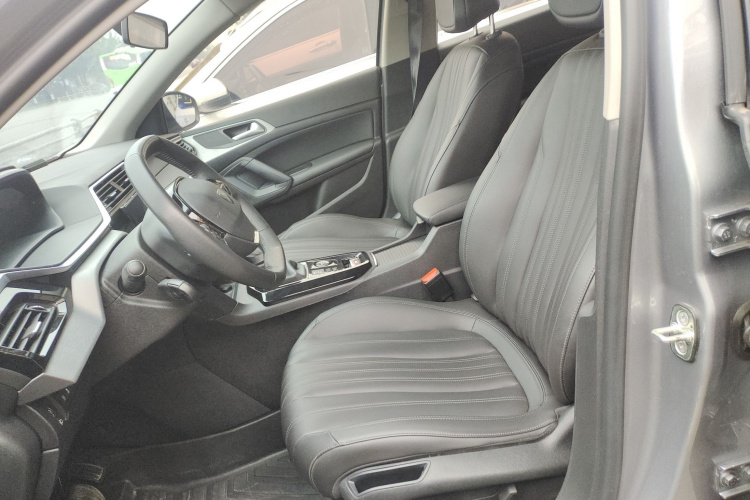 标致408 2022款 1.6T 追光版中控内饰19