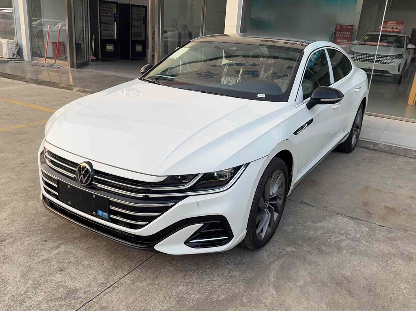 一汽-大众CC 2025款 改款 380TSI 夺目 众享款(1)