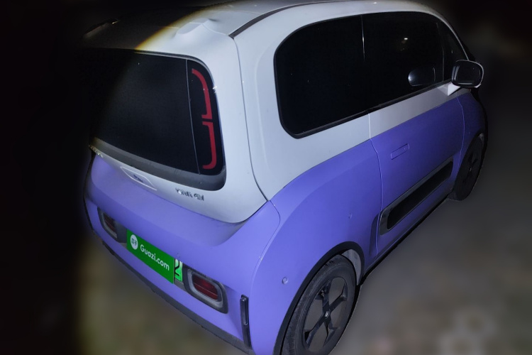 宝骏KiWi EV 2023款 大疆版 磷酸铁锂车身外观7