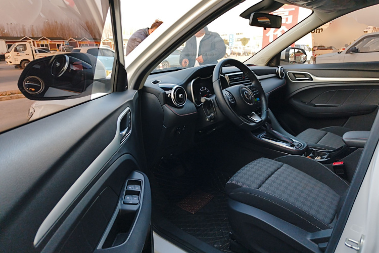 名爵ZS 2020款 180DVVT 自动UP中控内饰20