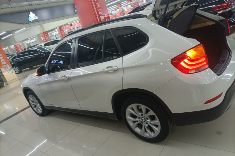 宝马X1(进口) 2012款 sDrive18i豪华型车身外观6003