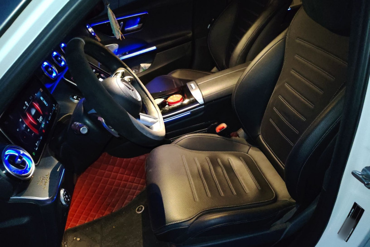 奔驰C级 2023款 改款 C 260 L 运动版中控内饰19