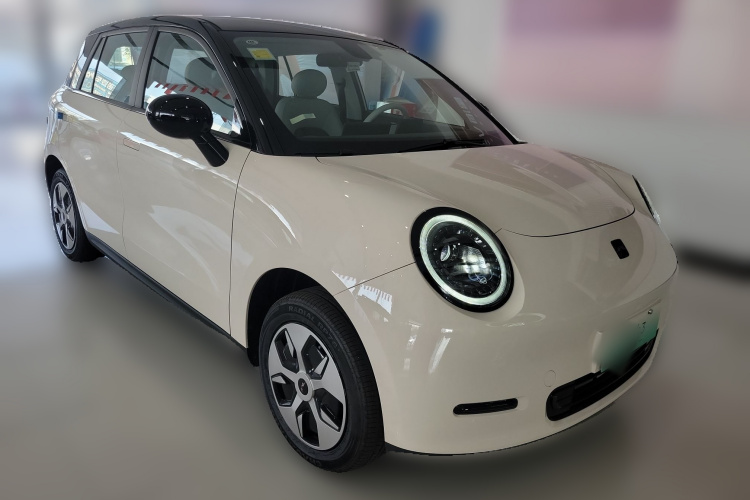 江淮钇为 钇为3 2024款 挚爱版 330km Air车身外观3